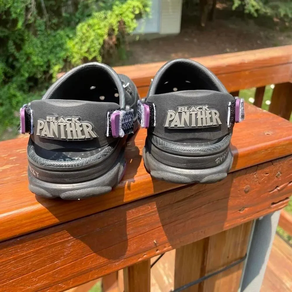 Youth 1 Crocs x Marvel Black Panther Black and Silver Clogs